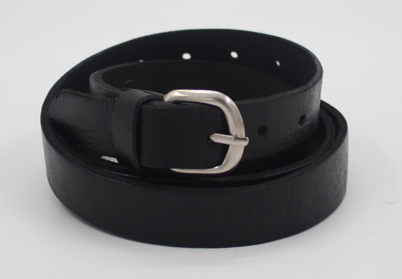 Ceinture en cuir fine noir femme