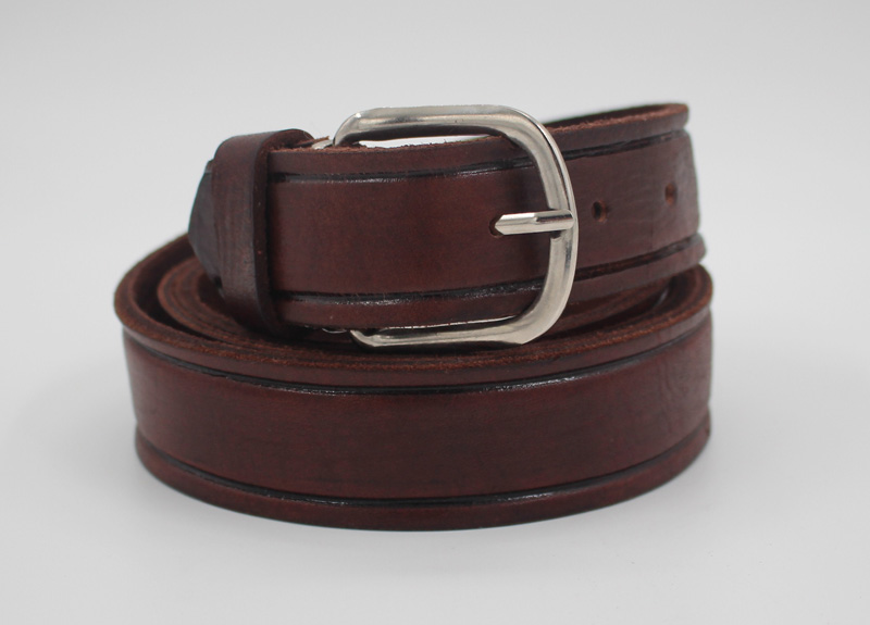Ceinture en cuir marron foncé pour homme