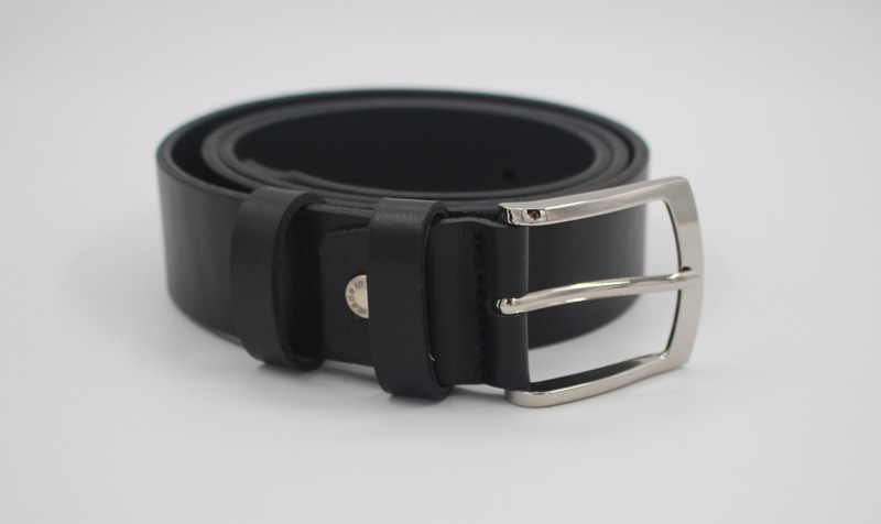 Ceinture en cuir noir lisse – Image 3