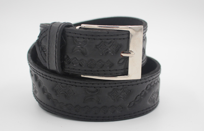 Ceinture large en cuir martelé noir