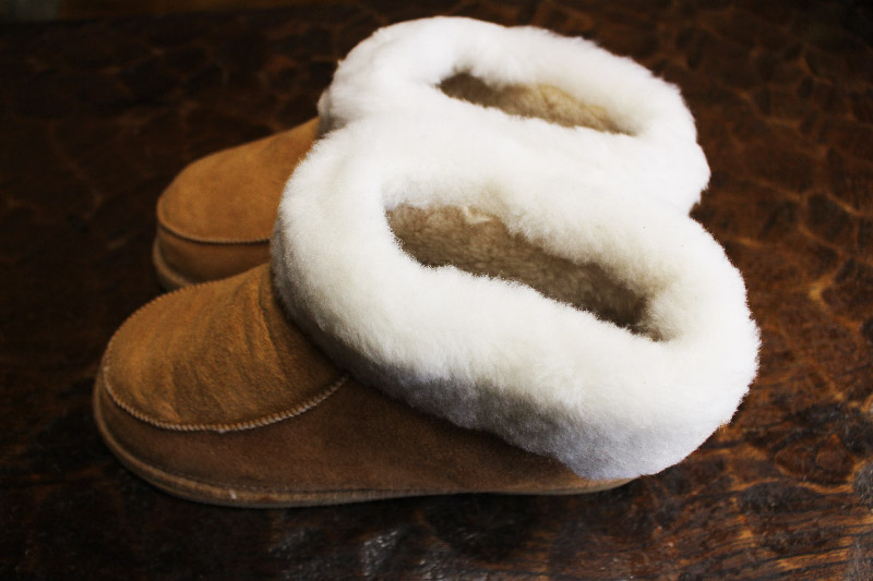 Chaussons en peau