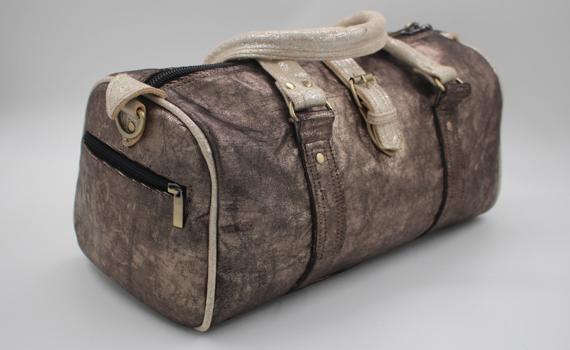 Sac de voyage en Cuir - Taupe et argenté - Petit Format – Image 2