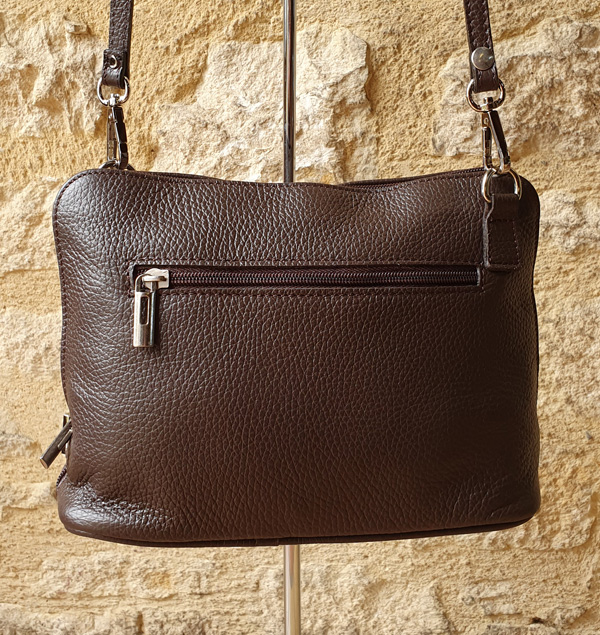 Pochette en cuir grainé marron foncé – Image 3