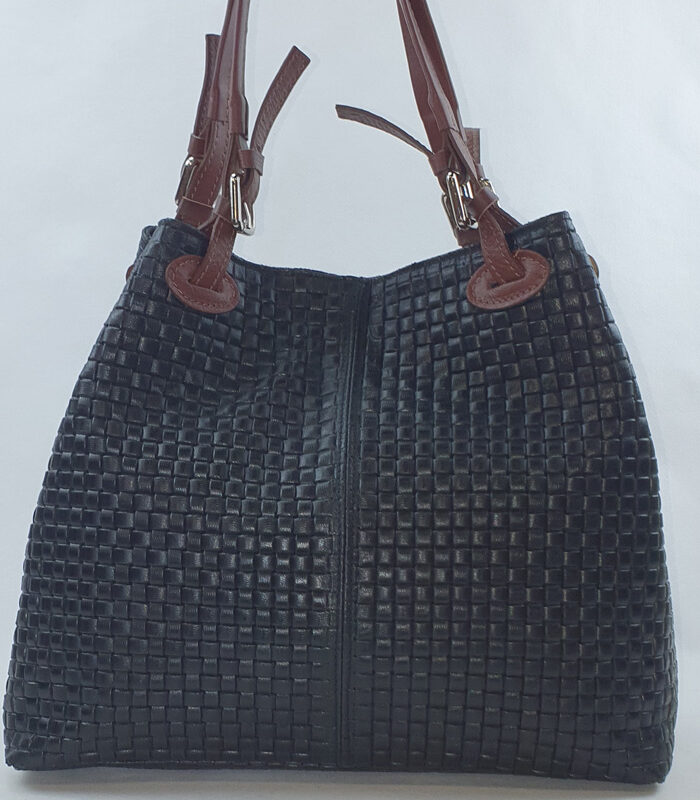 Sac à main en cuir noir tressé