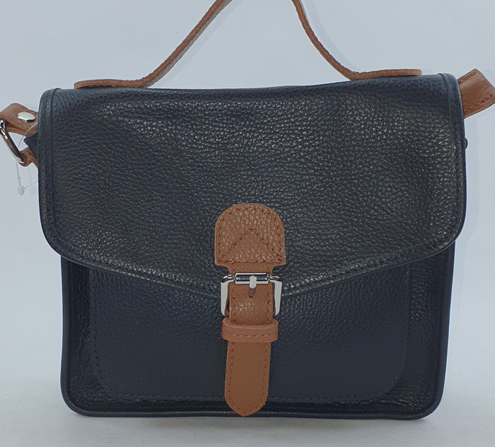 Sac à main en cuir noir