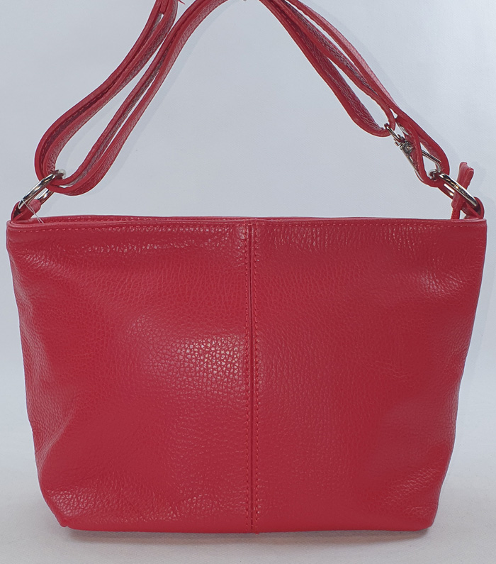 Sac à main en cuir rouge
