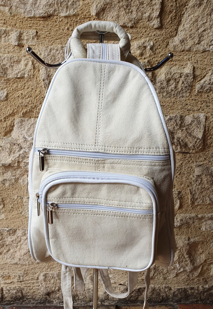 Sac à dos en cuir daim blanc