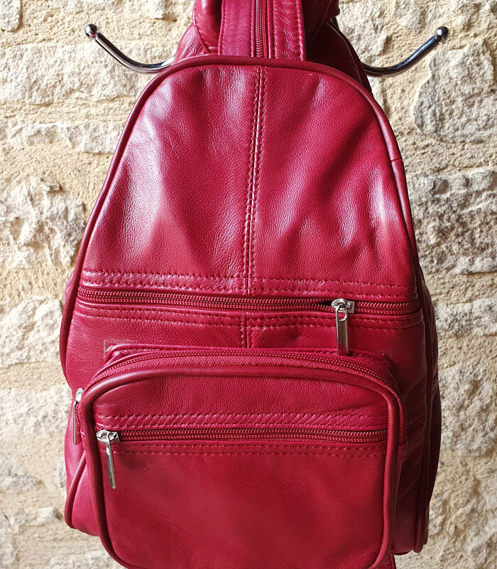 Sac à dos en cuir rouge