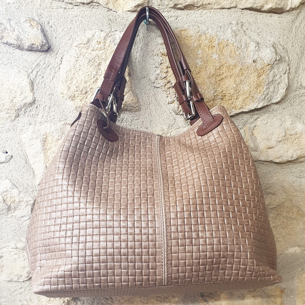 Sac à main en cuir tressé taupe
