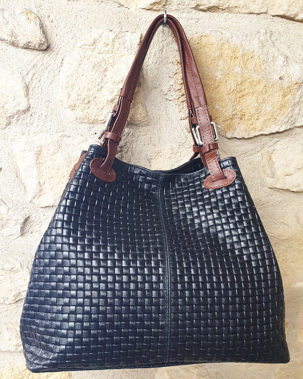 Sac à main en cuir tressé noir