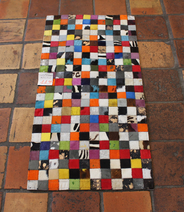 Tapis patchwork en peau de vache multicolore sur mesure