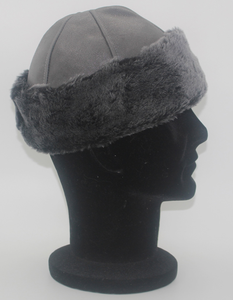 Toque en mouton retourné gris – Image 2